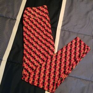NWT LuLaRoe OS Leggings - Ladybug Geometric print
